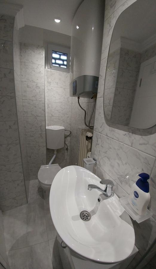 Dafni Apartment Belgrado Esterno foto